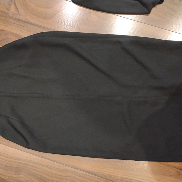 Babaton Black Skirt - Picture 4 of 6